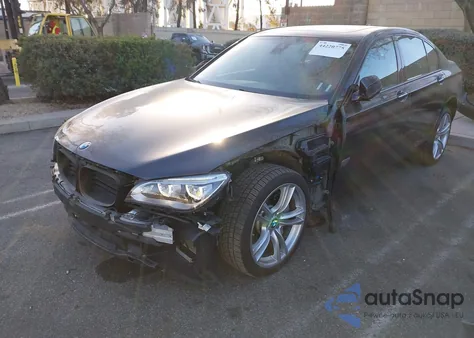 2014 BMW 750I из США, поврежденный, VIN WBAYA8C53ED825338